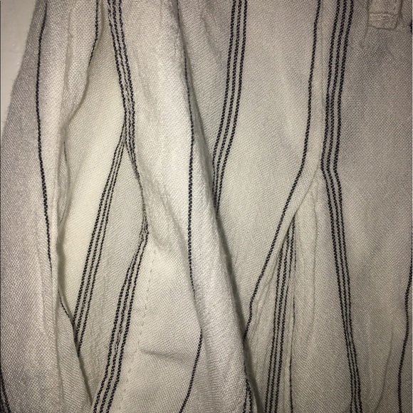 STRIPED PAPER BAG SHORTS | AMERICAN EAGLE - Picture 2 of 3